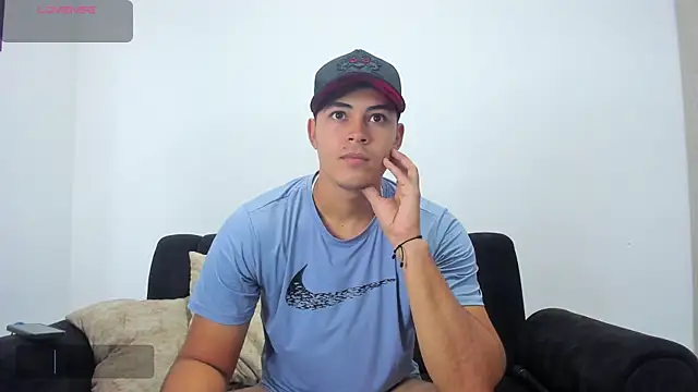 Snapshot of Iamdylan777 chatting on January 2025 02:02:02 PM Iamdylan777 online show from January 2025 02:02:02 PM