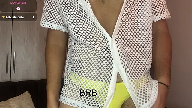 Snapshot of Iamdylan777 chatting on January 2025 02:10:02 PM Iamdylan777 online show from January 2025 02:10:02 PM