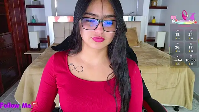 scarlleth  online show from September 2025 12:09:02 PM