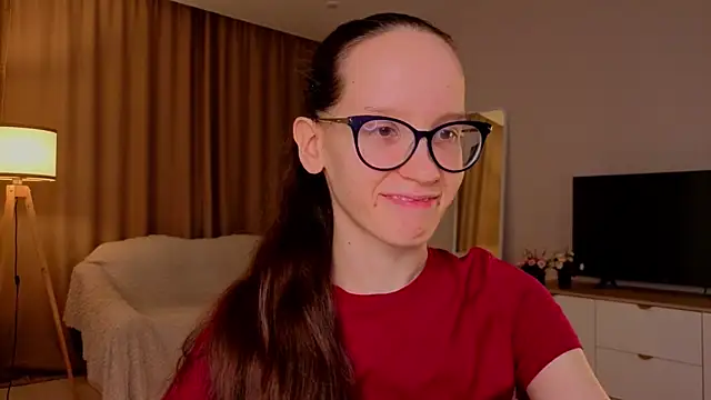 BettyBrowni online show from April 2026 04:07:02 PM