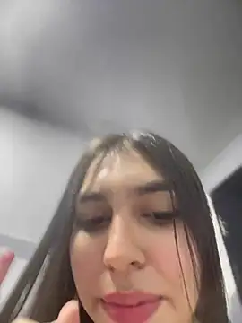 Snapshot of Paola__23 chatting on February 2025 10:09:01 PM Paola 23 online show from February 2025 10:09:01 PM