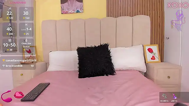 EmmyCruzZ online show from February 2025 07:34:01 AM