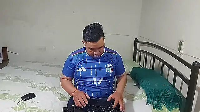 ferchoDC78 online show from February 2026 06:48:01 PM