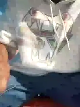 Snapshot of Leonul chatting on December 2024 09:25:02 AM Leonul online show from December 2024 09:25:02 AM