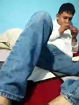 Snapshot of Leonul chatting on January 2025 11:01:02 AM Leonul online show from January 2025 11:01:02 AM