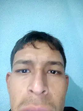 Snapshot of Leonul chatting on January 2025 02:04:02 AM Leonul online show from January 2025 02:04:02 AM