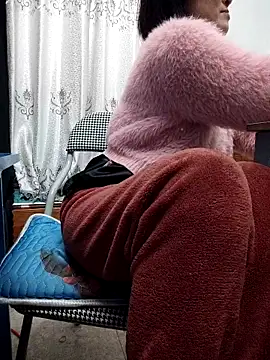 Haralushiaaa online show from December 2025 02:11:01 PM