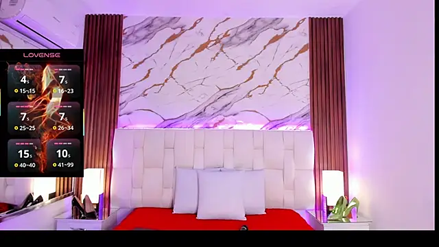 Coco Balenciaga  online show from February 2026 11:33:01 AM