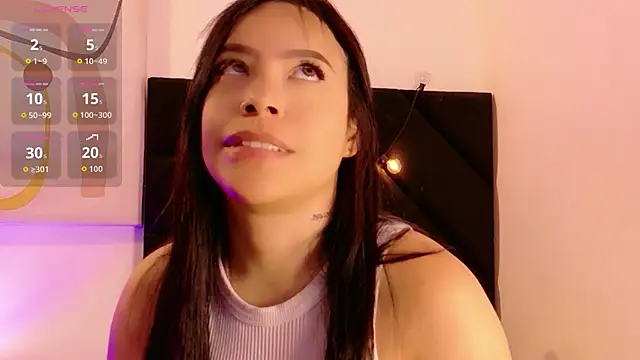 littleebluee online show from August 2026 12:52:01 PM