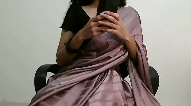 lololips online show from December 2024 12:27:02 PM