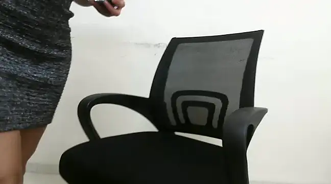 lololips online show from March 2025 05:50:02 PM