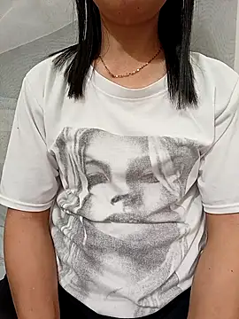 Snapshot of Asian_girl13 chatting on March 2026 01:00:01 AM Asian girl13 online show from March 2026 01:00:01 AM