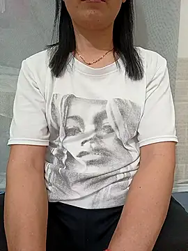 Snapshot of Asian_girl13 chatting on March 2026 02:01:02 PM Asian girl13 online show from March 2026 02:01:02 PM