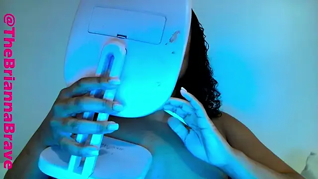 BriannaBrave online show from December 2025 10:55:01 AM