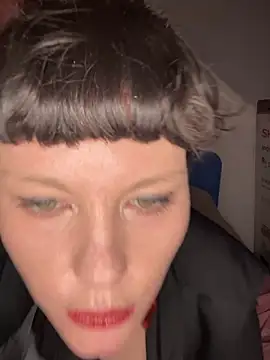 OniricFemme online show from March 2025 07:17:01 PM