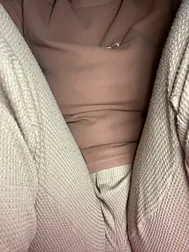 Milk Mom99 online show from December 2024 06:28:02 AM