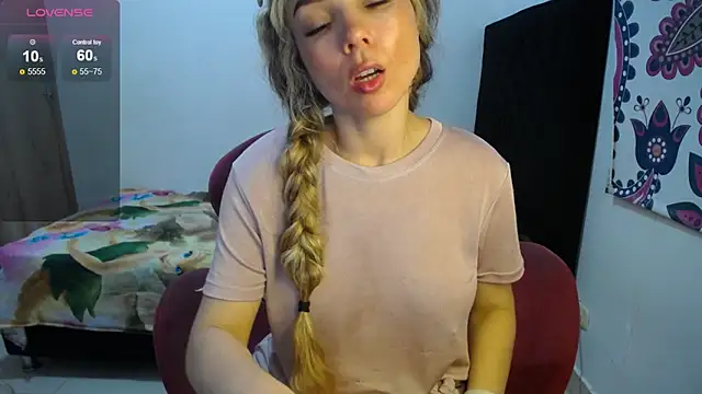 nakary00 online show from March 2025 02:21:01 AM