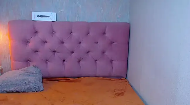 Snapshot of CurvyJulieth chatting on January 2025 11:24:01 PM CurvyJulieth online show from January 2025 11:24:01 PM