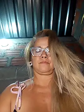 natally ross21 online show from October 2025 03:38:01 AM