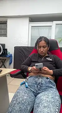 Snapshot of luna_asss chatting on February 2025 12:28:01 PM luna asss online show from February 2025 12:28:01 PM