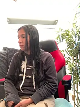 Snapshot of luna_asss chatting on March 2025 01:49:01 PM luna asss online show from March 2025 01:49:01 PM