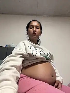 Snapshot of luna_asss chatting on November 2025 08:08:02 PM luna asss online show from November 2025 08:08:02 PM