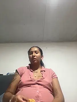 Snapshot of luna_asss chatting on November 2025 07:56:02 PM luna asss online show from November 2025 07:56:02 PM