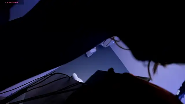 SamanthaKlein  online show from September 2025 03:39:02 AM