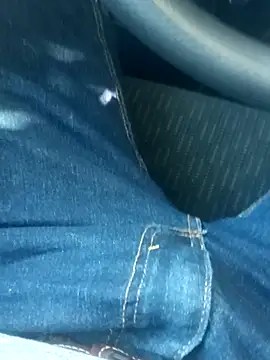 Snapshot of briant782412 chatting on April 2026 07:30:01 PM briant782412 online show from April 2026 07:30:01 PM