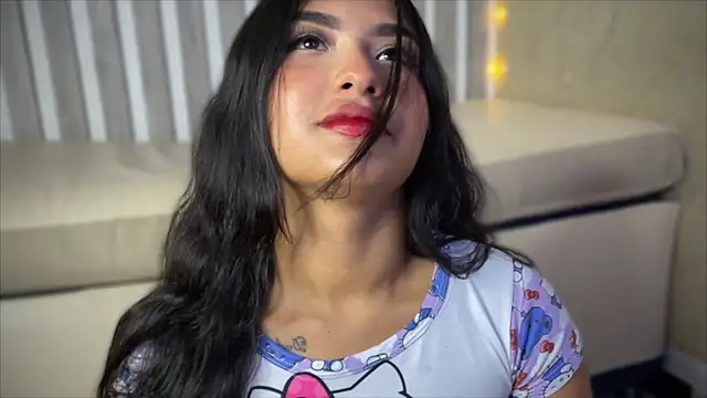 Snapshot of sabrinahimss chatting on January 2025 09:32:01 PM sabrinahimss online show from January 2025 09:32:01 PM