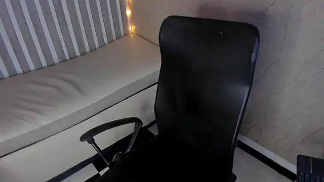 Snapshot of sabrinahimss chatting on February 2025 12:53:02 AM sabrinahimss online show from February 2025 12:53:02 AM