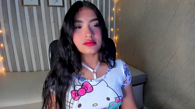 Snapshot of sabrinahimss chatting on February 2025 02:18:01 PM sabrinahimss online show from February 2025 02:18:01 PM