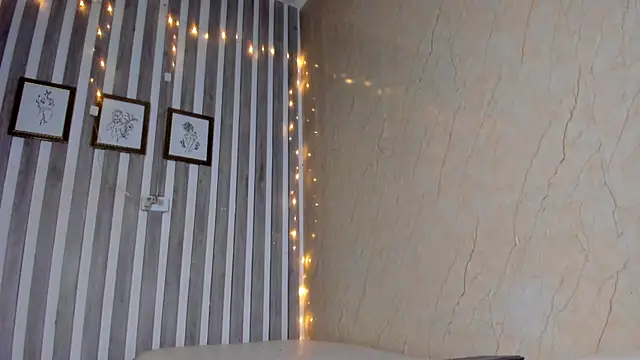 Snapshot of sabrinahimss chatting on February 2025 11:37:02 PM sabrinahimss online show from February 2025 11:37:02 PM