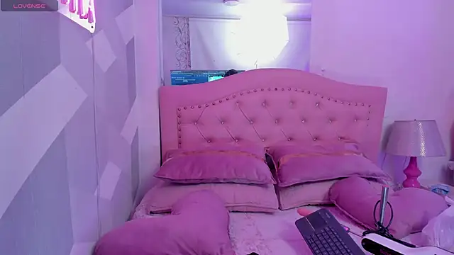 Naomi-Haruno online show from May 2026 04:52:01 AM