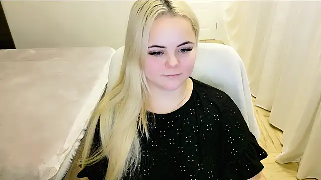 lovely-eyes online show from January 2025 11:55:01 PM