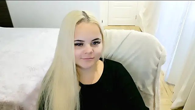 lovely-eyes online show from March 2025 05:41:02 AM