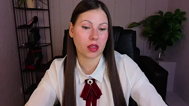 Dana  dom online show from April 2026 02:00:01 AM