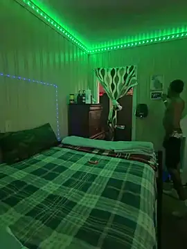 KingDerRico online show from June 2026 05:03:02 PM