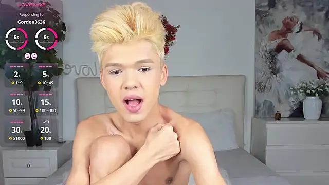 Felix Rey online show from November 2025 08:53:01 PM