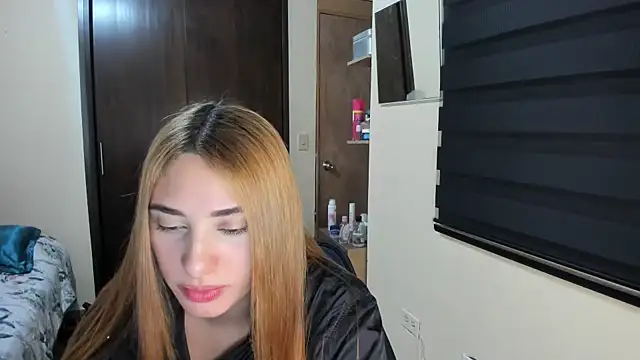 Amy Walker online show from June 2026 04:44:01 PM