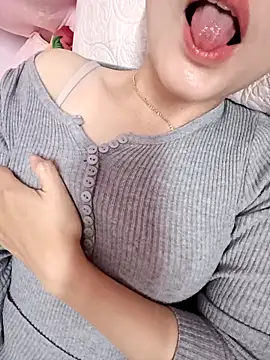 2 sex online show from February 2026 02:13:01 PM