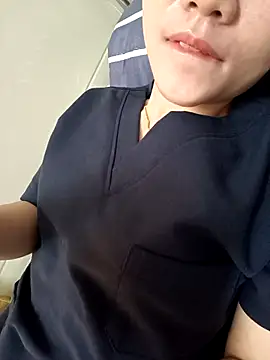 2 sex online show from April 2026 04:46:02 AM