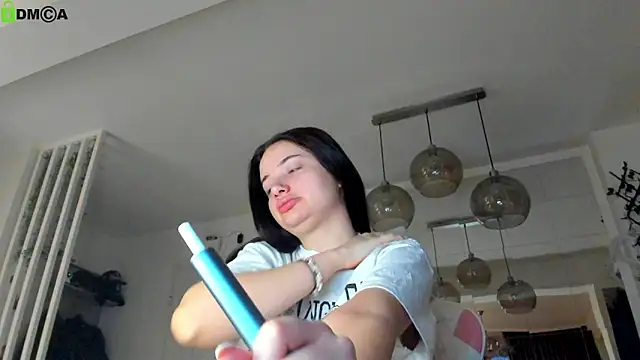 IreneVON online show from March 2026 04:05:01 AM