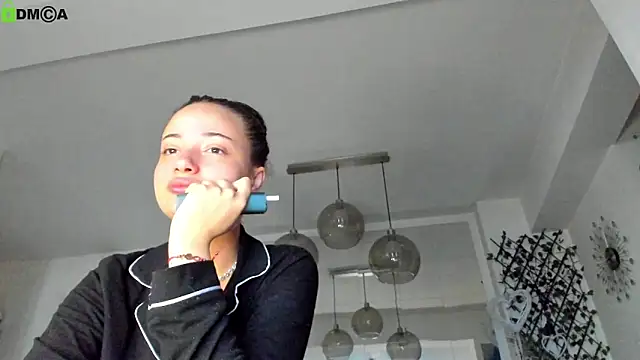 IreneVON online show from May 2026 04:10:01 AM