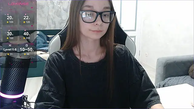 Amarieni online show from February 2025 05:58:01 PM