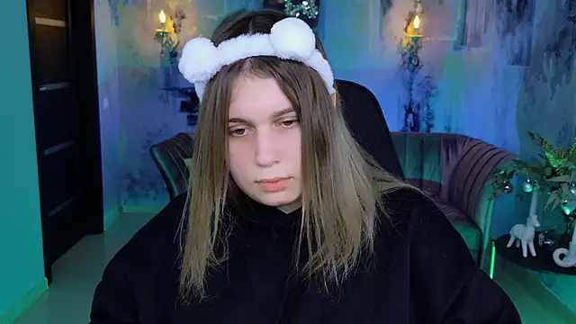 FioraMarmoris online show from January 2025 11:11:01 AM