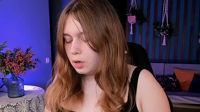 FioraMarmoris online show from October 2025 01:23:01 PM