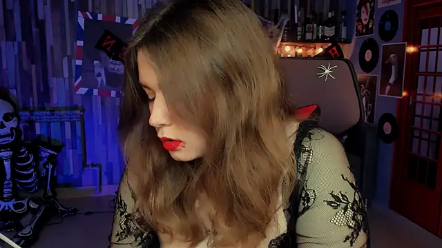 FioraMarmoris online show from October 2025 01:12:02 PM