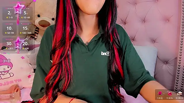 Snapshot of Cute_Roxxy chatting on May 2026 05:57:02 AM Cute Roxxy online show from May 2026 05:57:02 AM