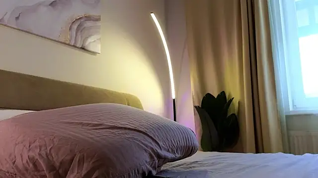 Eva Natsumi online show from February 2025 09:32:01 AM